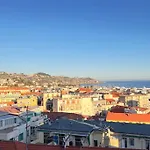 Mareluna View Centro *