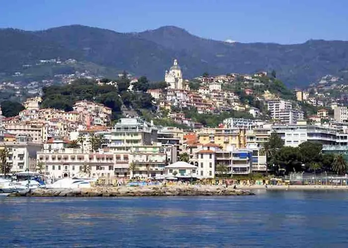 Mareluna View Centro Apartment Sanremo
