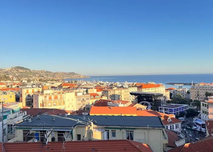 Mareluna View Centro Apartment